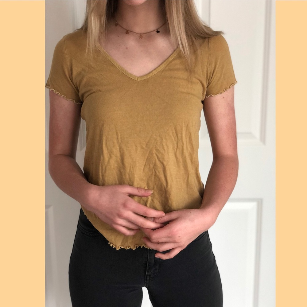 V NECK T SHIRT